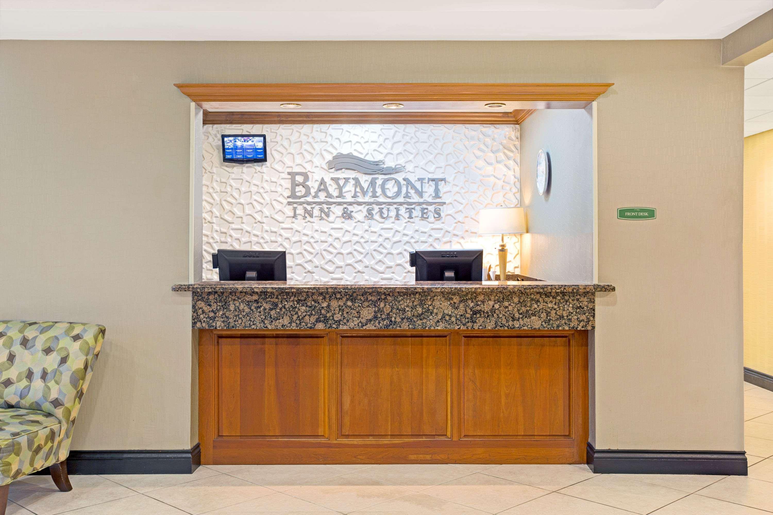 Baymont By Wyndham Miami Doral Hotel Екстериор снимка